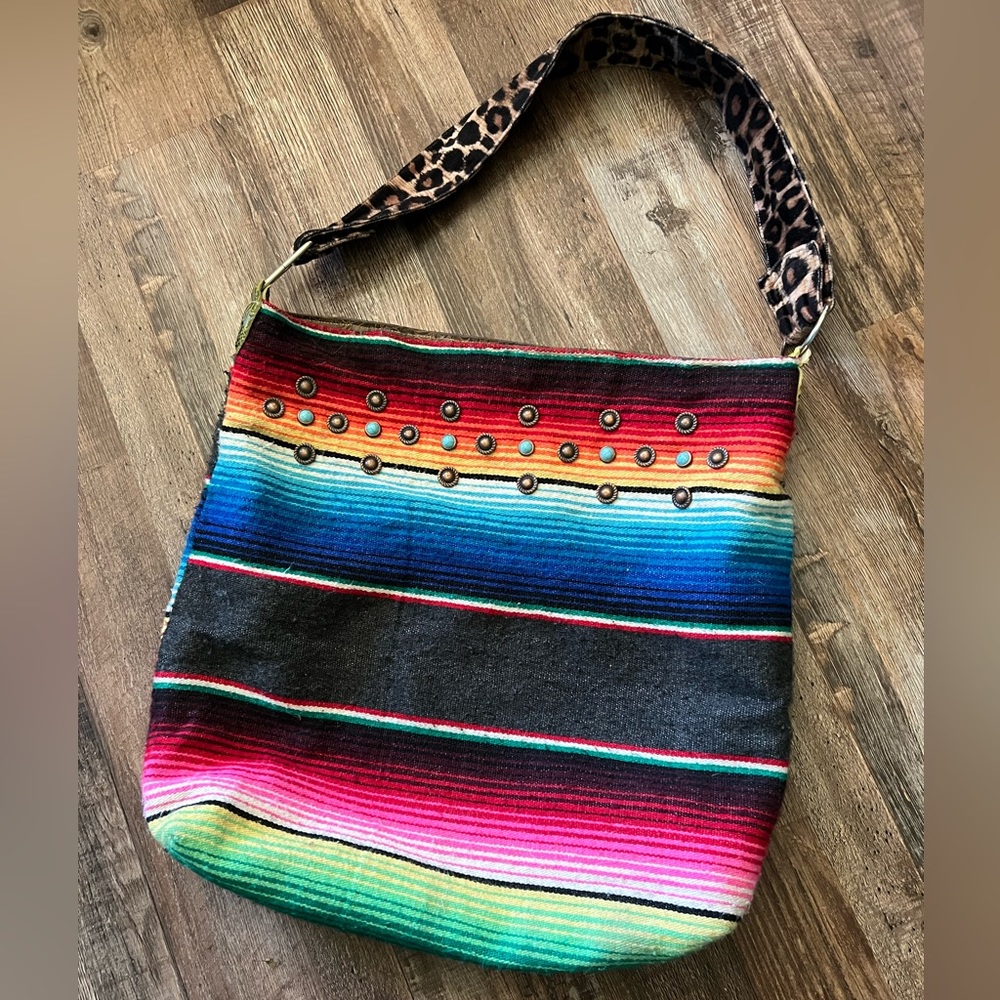 Scrape lined tote.